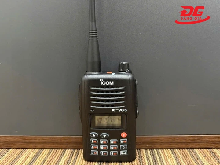 Máy bộ đàm chống nước iCOM IC-V85