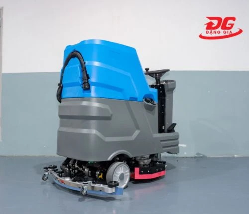 Máy chà sàn ngồi lái Kumisai KMS 85B