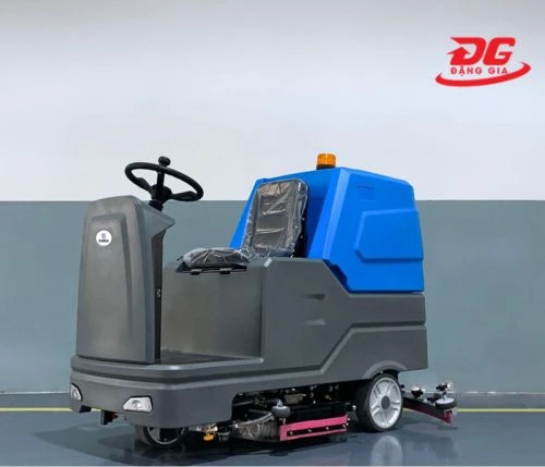Máy chà sàn ngồi lái Kumisai KMS 160B