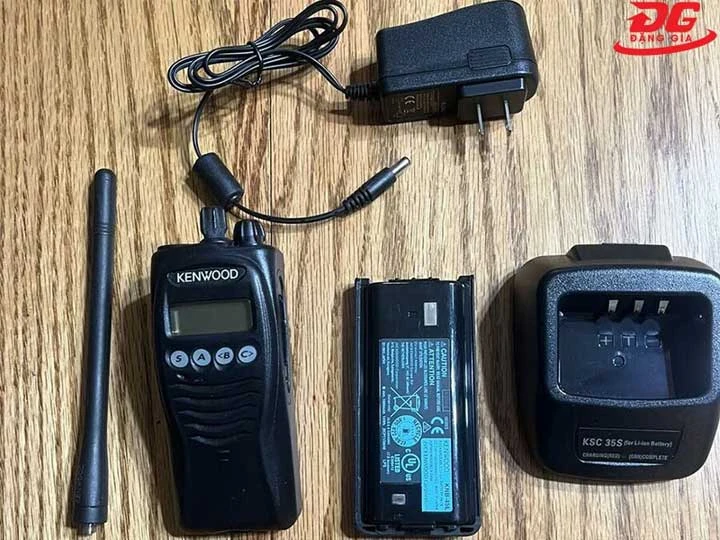 Update giá bộ đàm Kenwood TK-2212 theo cập nhật mới nhất