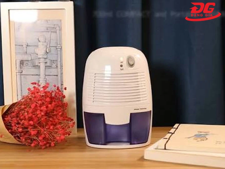 Máy hút ẩm mini Dehumidifier XROW-600A