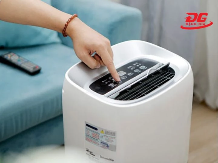 Hãy tắt máy khi phát hiện máy bị đóng tuyết