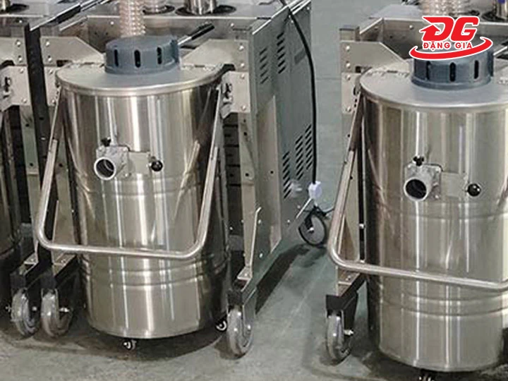 máy hút bụi chịu nhiệt công suất lớn Kumisai KMS 01-03f