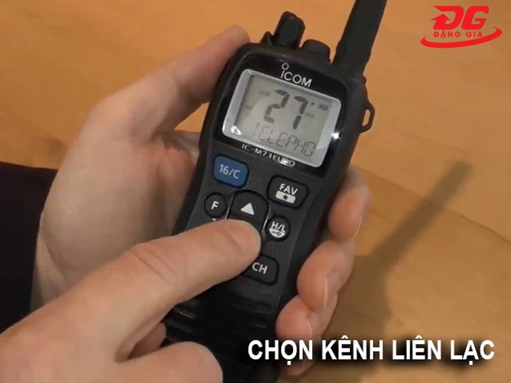 Chọn kênh bộ đàm Icom 
