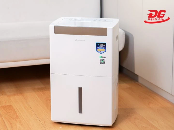 đặt máy hút ẩm trên bề mặt phẳng