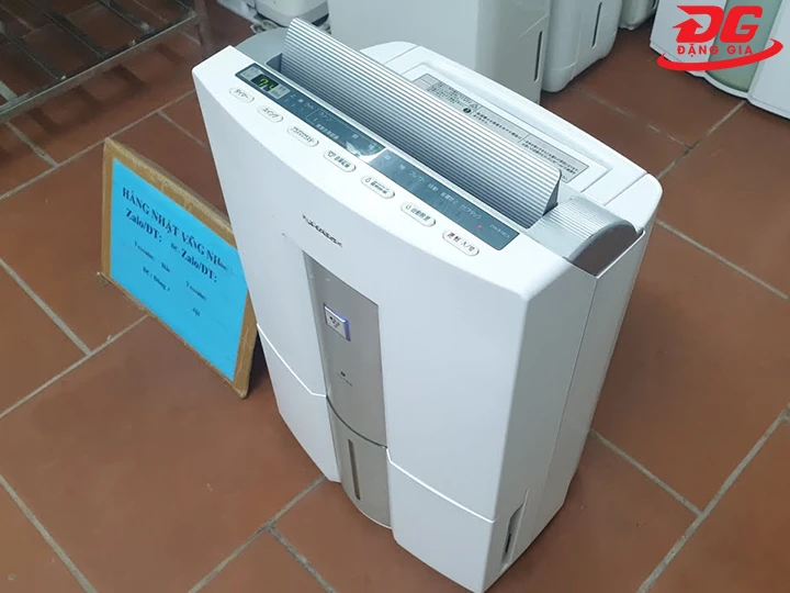 Máy hút ẩm 18 lít Sharp DW-R18CX