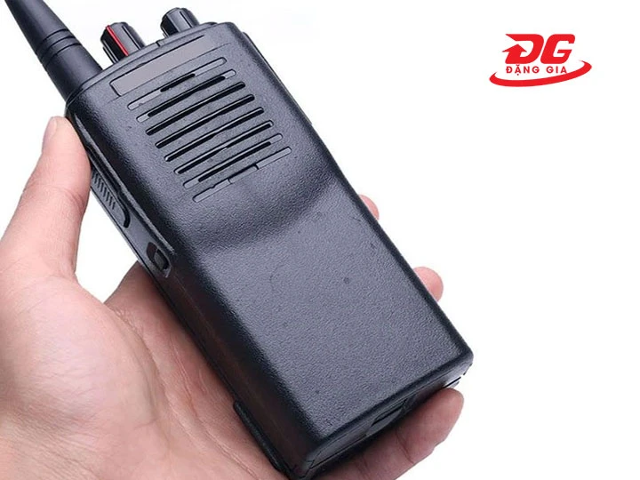 chất liệu Bộ đàm cầm tay Kenwood TK-3107
