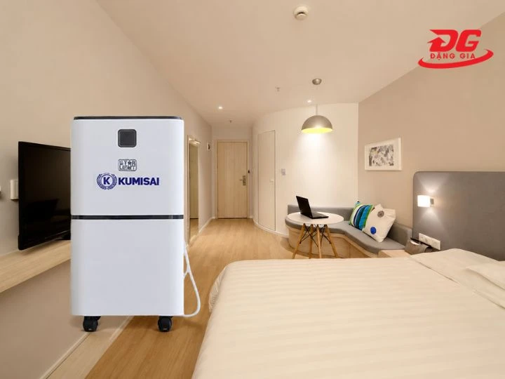 Với năng lực tách ẩm 12 lít/ngày