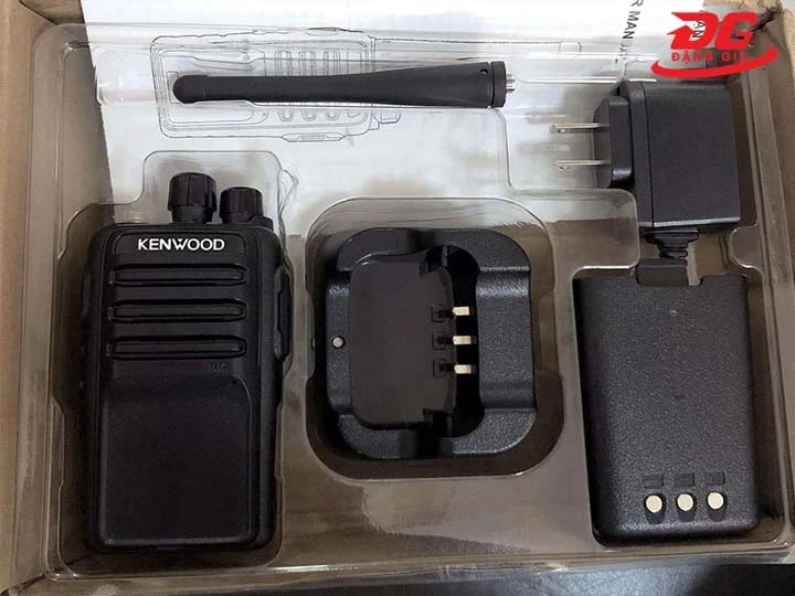 Trọn bộ bộ đàm Kenwood TK 510 gồm những gì?