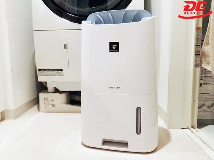 Máy hút ẩm Sharp CV-F7