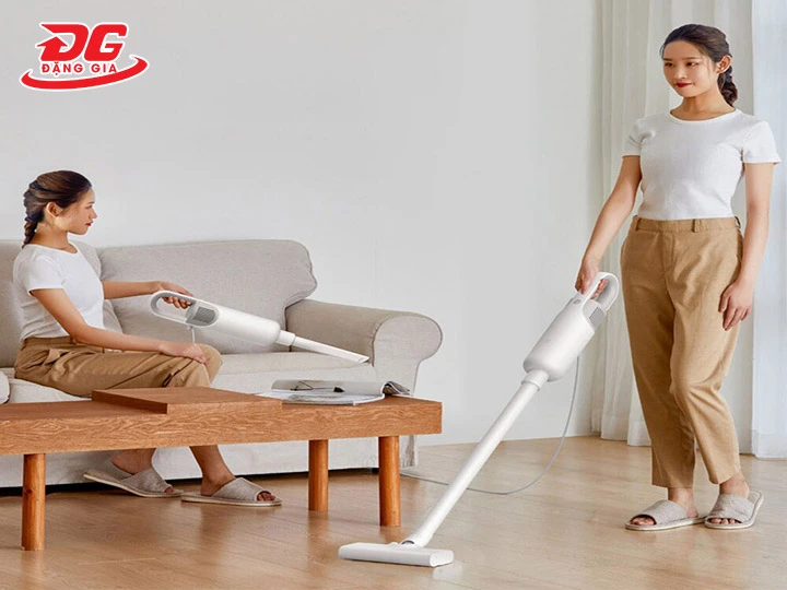 Có nên mua máy hút bụi không chổi than không?