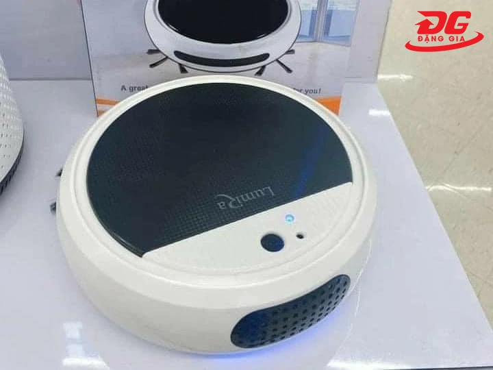 Robot hút bụi Lumira