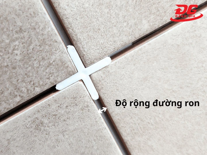 Độ rộng ron gạch