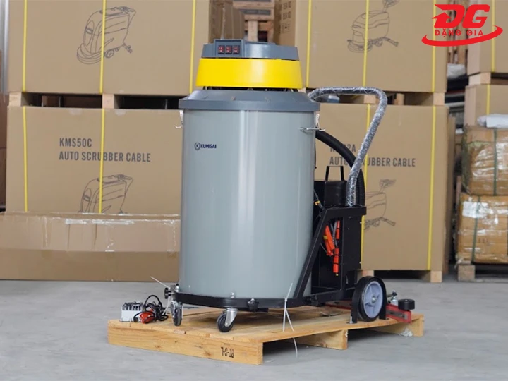 Máy hút bụi Kumisai KMS 602T