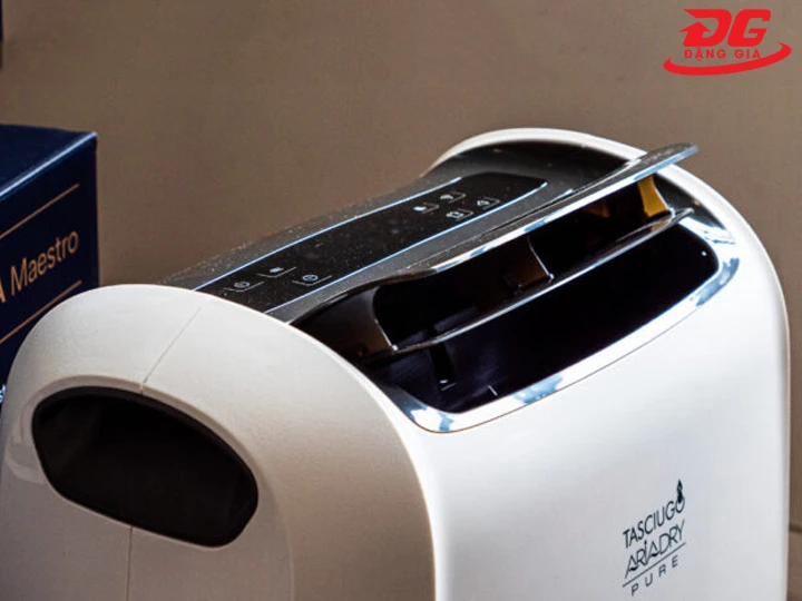 cửa gió máy hút ẩm Delonghi