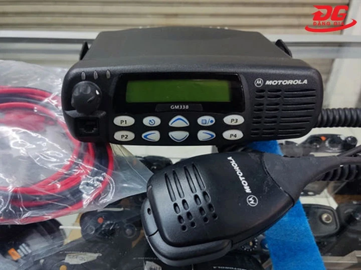 Bộ đàm trạm Motorola GM 338
