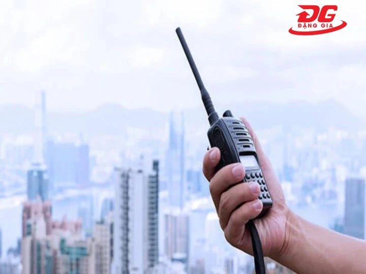 Duplex: Chế độ nghe - gọi trên hai tần số khác nhau