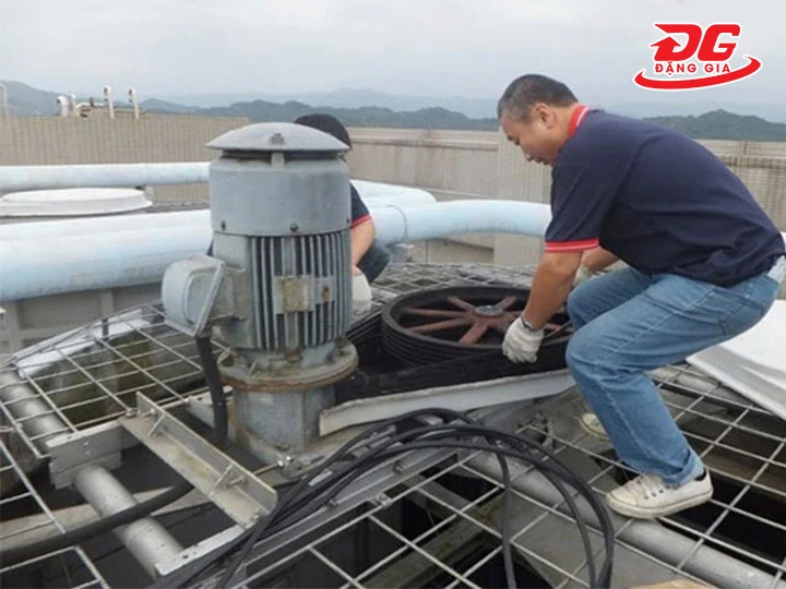 Bảo dưỡng motor, cánh quạt và hộp giảm tốc