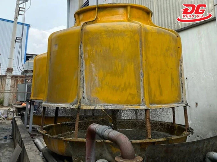 Mẹo hạn chế cáu cặn, kéo dài tuổi thọ tháp giải nhiệt