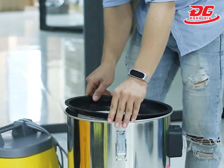 lắp máy hút bụi công nghiệp đúng kỹ thuật