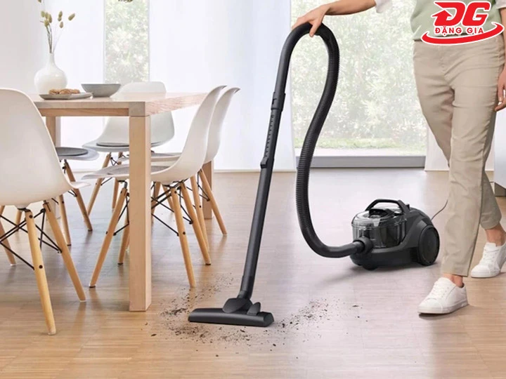 Máy hút bụi 800W chính hãng