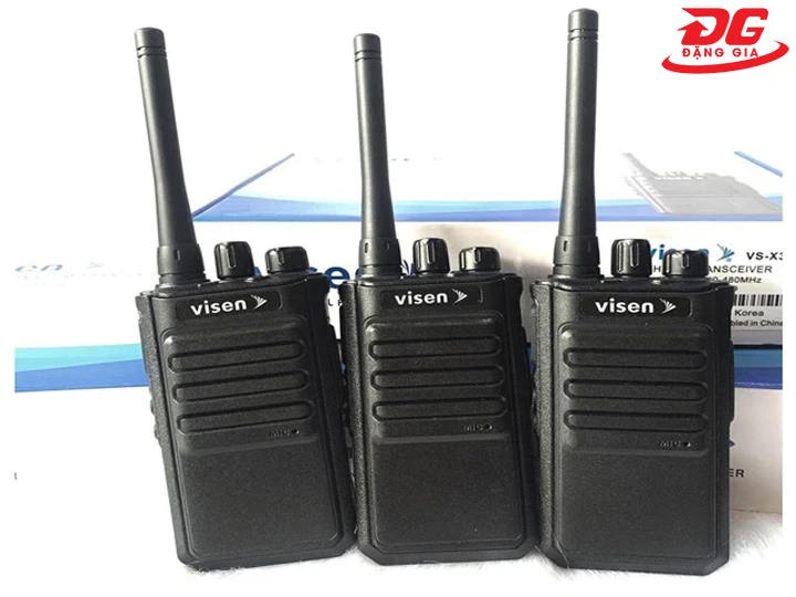 Quan tâm tính năng bộ đàm 3 cái hỗ trợ đi kèm