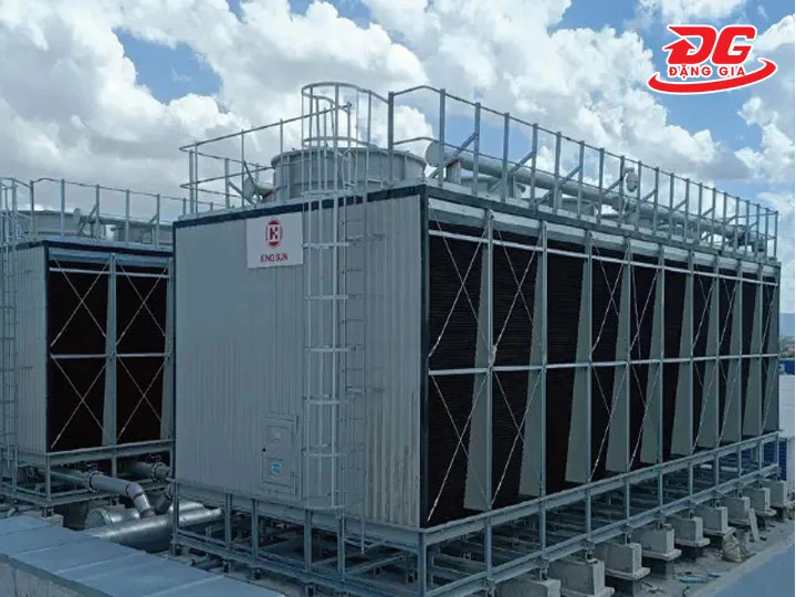 Tháp giải nhiệt kín ngược dòng