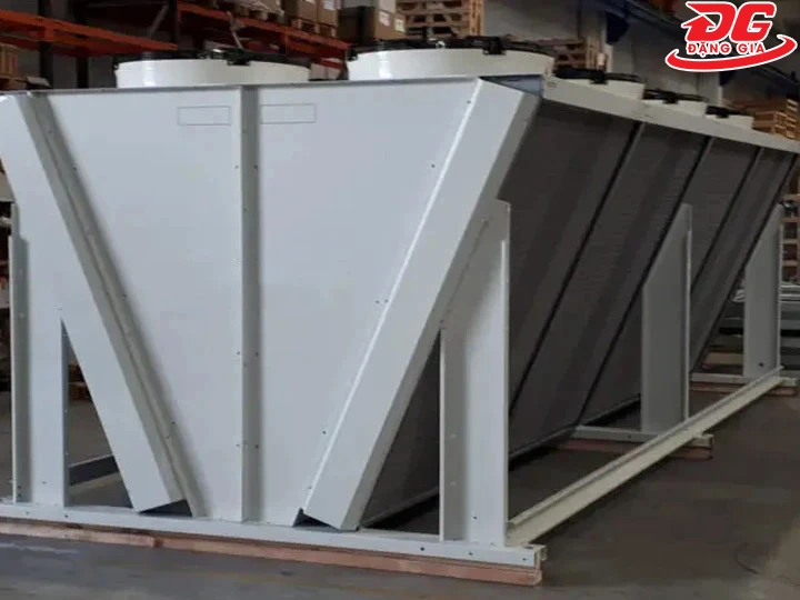 Tháp giải nhiệt gió và tháp giải nhiệt nước