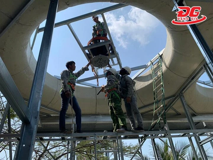 Lắp đặt tháp giải nhiệt khô 