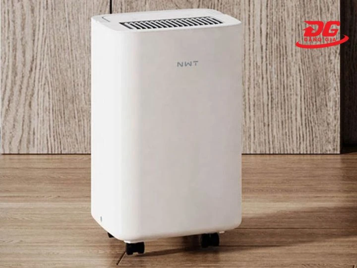 vệ sinh thiết bị khử ẩm theo định kỳ