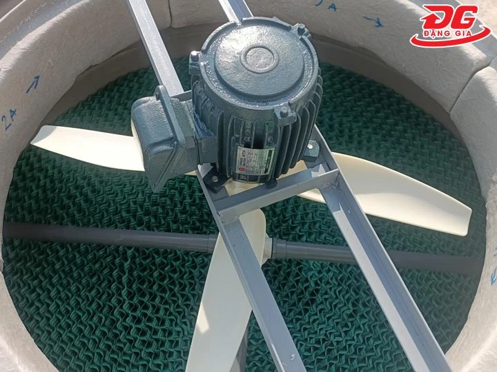 Motor và quạt tháp giải nhiệt