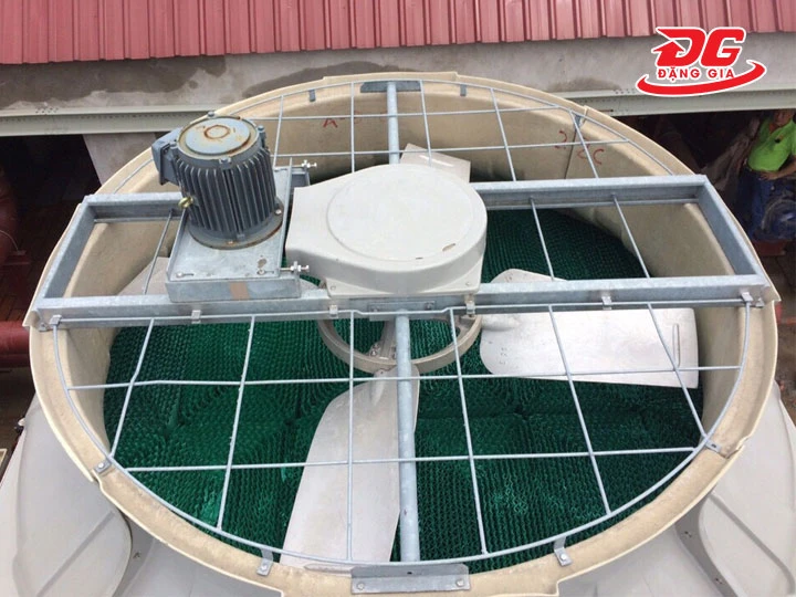 Quạt gió, động cơ tháp giải nhiệt