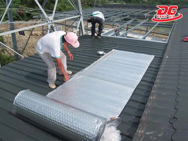 Cách nhiệt mái nhà xưởng