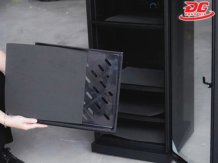 Khay chứa tủ chống ẩm Bình Dương