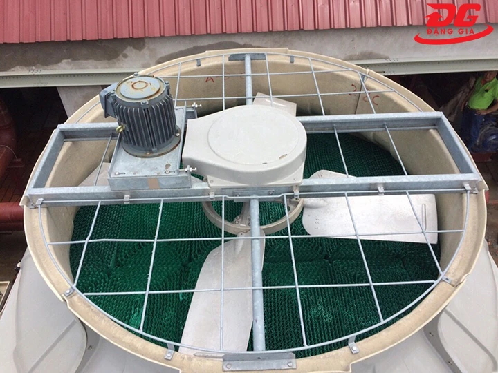 motor tháp giải nhiệt bị nóng