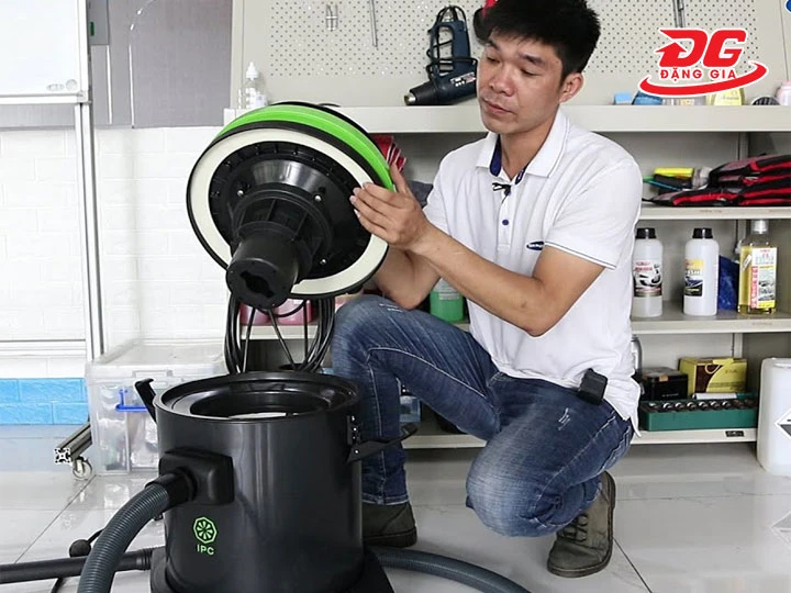 Sử dụng máy hút bụi 5HP đúng cách