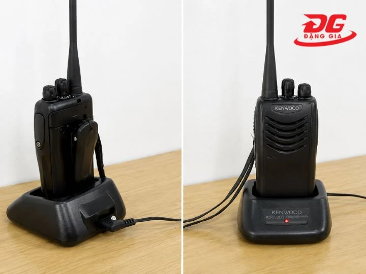 Cách sạc pin bộ đàm Kenwood đúng chuẩn