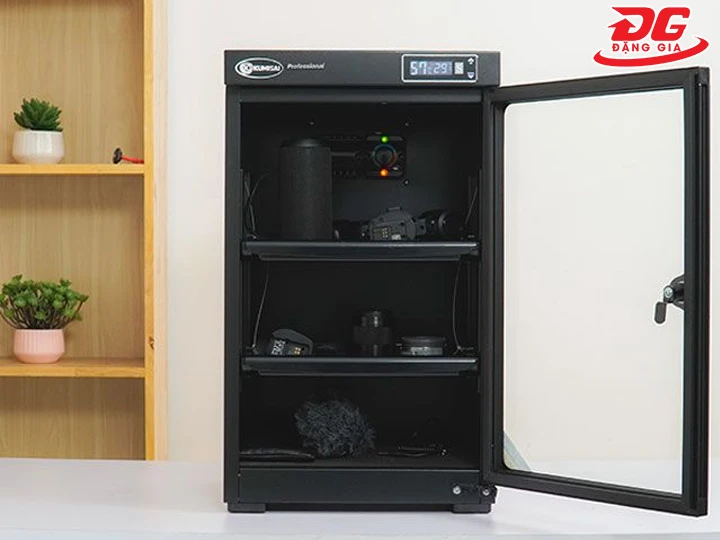  kiểm soát độ ẩm bảo quản máy ảnh bằng tủ chống ẩm
