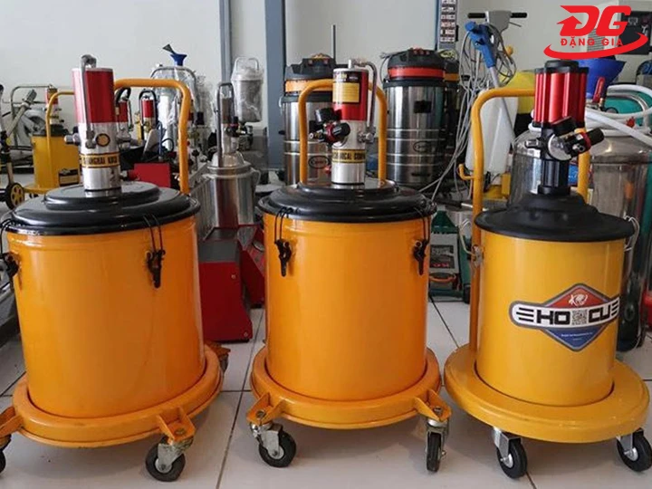 máy bơm mỡ thủy lực