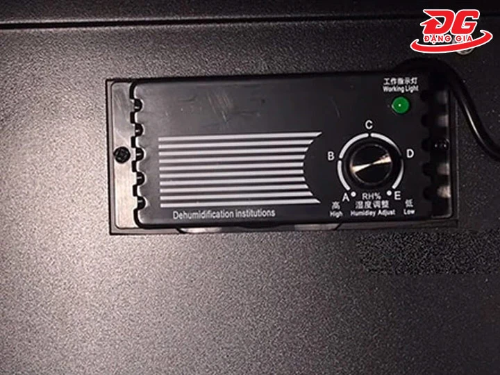 núm chỉnh tủ chống ẩm Andbon AD-30C