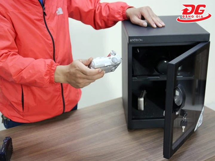 ứng dụng tủ chống ẩm Andbon AD-30C