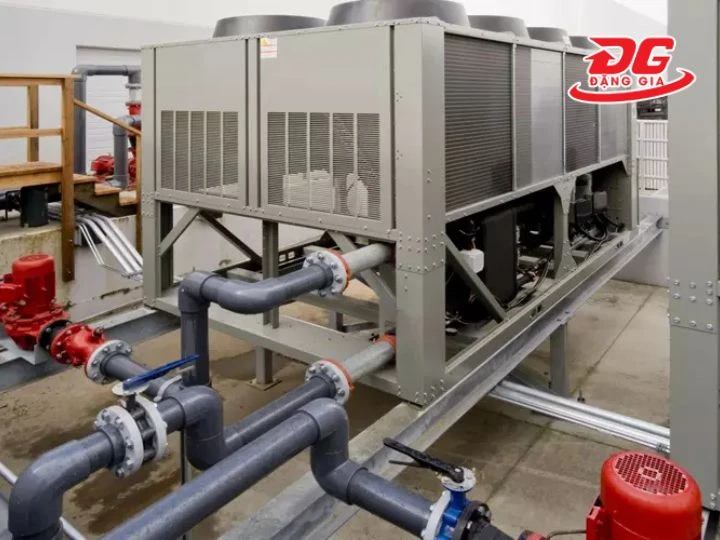 Hình ảnh thực tế của Chiller giải nhiệt nước