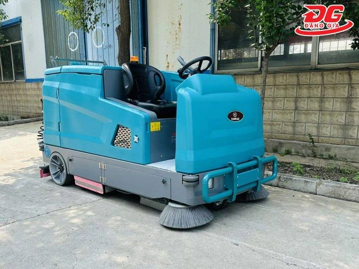 lưu ý khi sử dụng xe quét rác chà sàn Kumisai KMS 1450XS