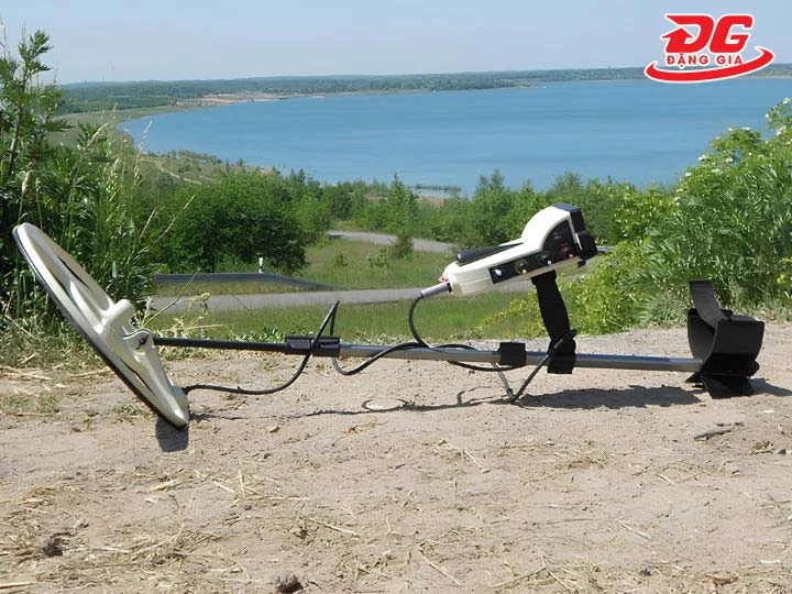 Thiết bị rà kim loại Đức Black Hawk OKM