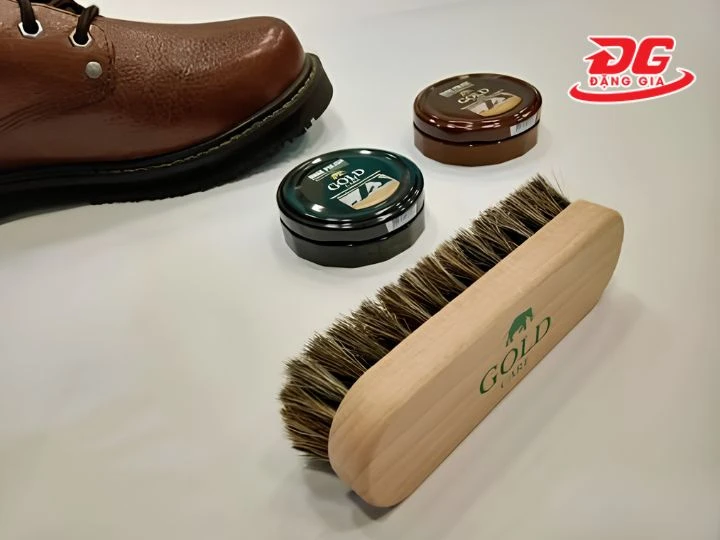 Bàn chải đánh giày GoldCare chuẩn chất lượng châu Âu