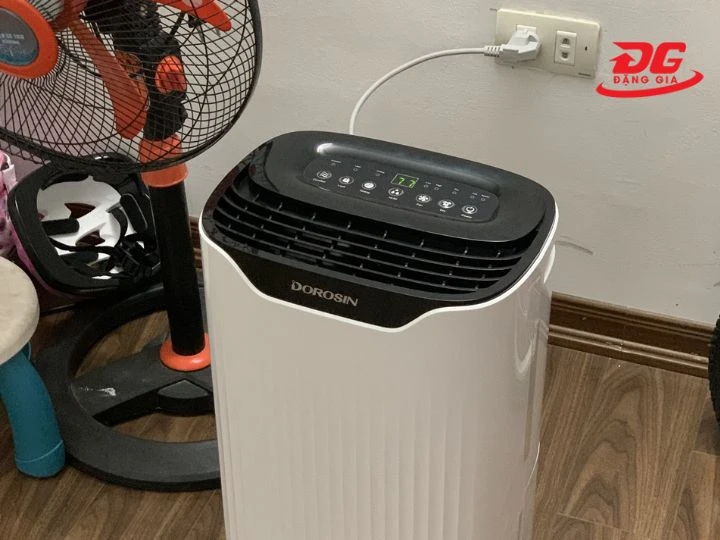 ngắt kết nối nguồn điện để vệ sinh Dorosin ER-612