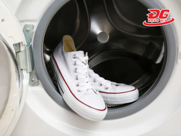 Cách giặt giày converse bằng máy giặt