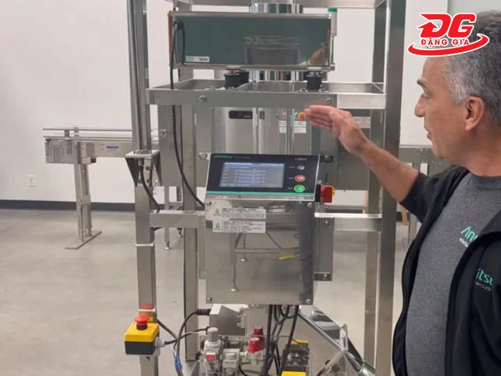 Hướng dẫn dùng máy dò kim loại Anritsu an toàn