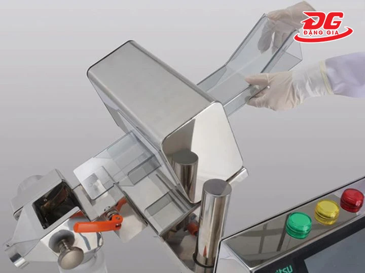 mua máy dò kim loại Anritsu thế nào phù hợp nhất