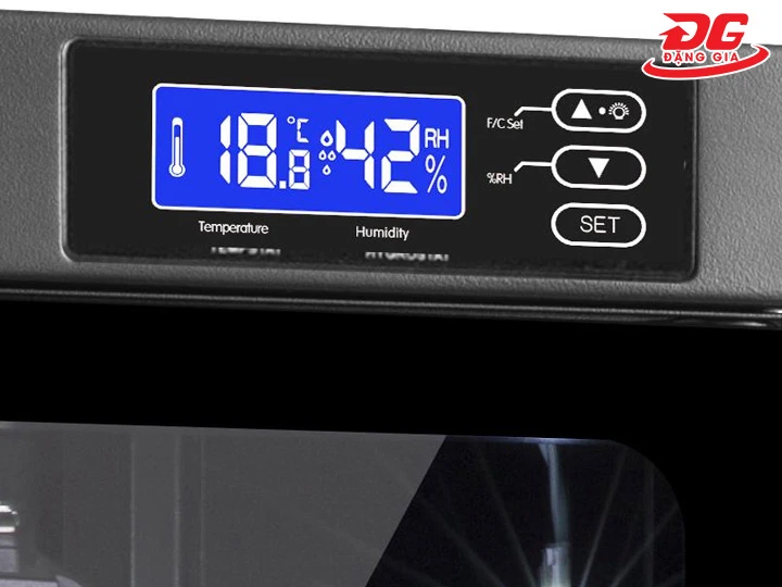 Màn hình tủ chống ẩm 30l